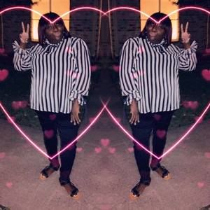 Meet your Posher, Jameshia